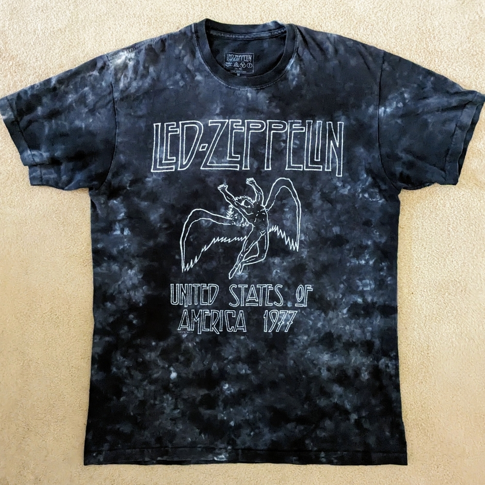 Led Zeppelin T-shirt - Medium